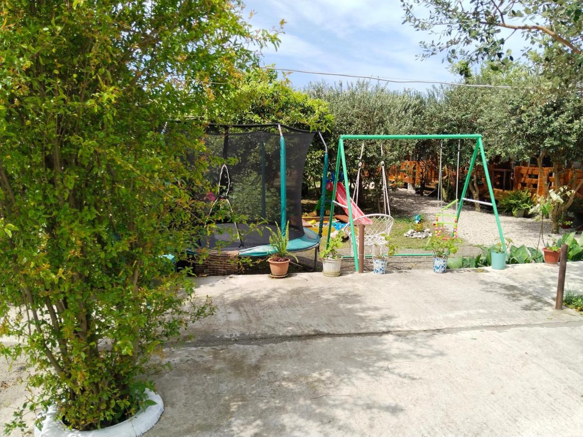 Гранатовый Дворик-Домики Alakhadzi Exterior photo