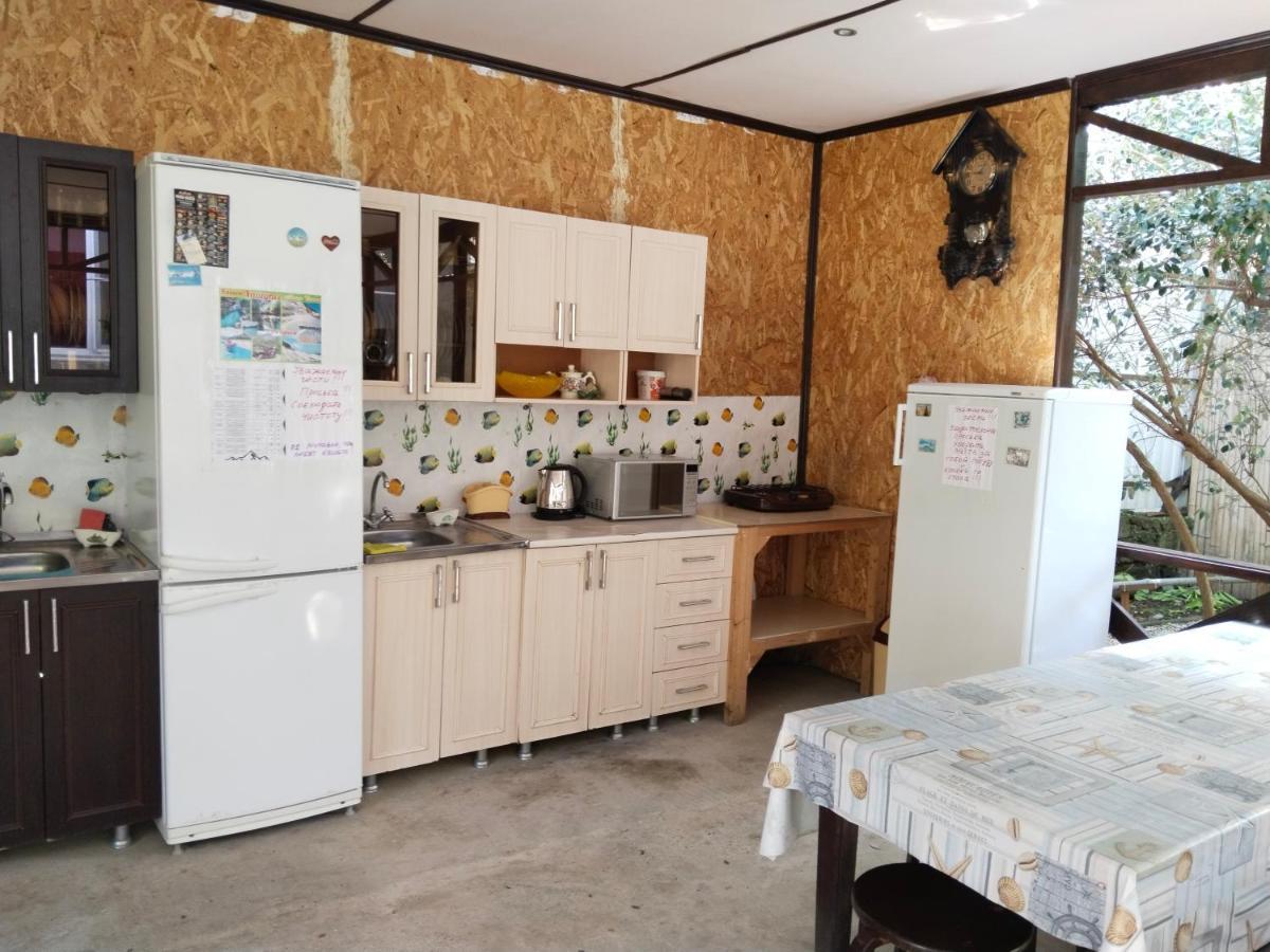 Гранатовый Дворик-Домики Alakhadzi Exterior photo